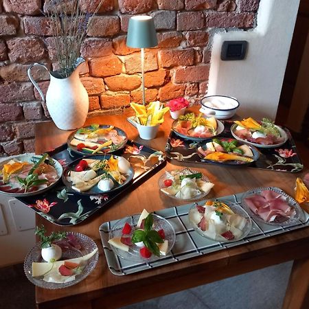 Agriturismo Cascina Pezzolo Lodi Dış mekan fotoğraf