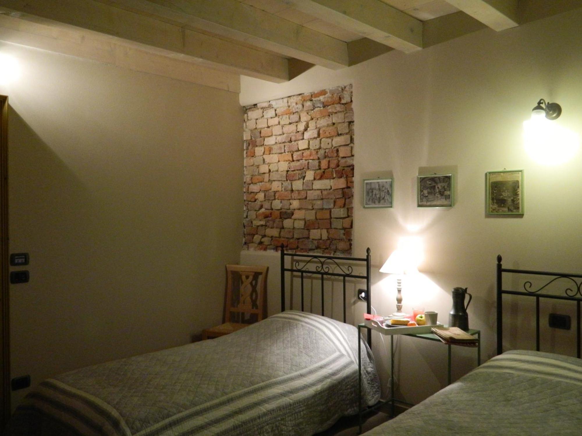 Agriturismo Cascina Pezzolo Lodi Oda fotoğraf