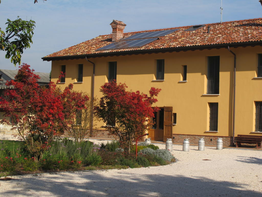 Agriturismo Cascina Pezzolo Lodi Dış mekan fotoğraf