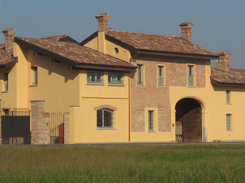 Agriturismo Cascina Pezzolo Lodi Dış mekan fotoğraf